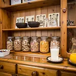 Bed & Breakfast Crown Farm *