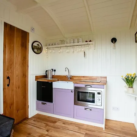 Crown Farm לינה וארוחת בוקר