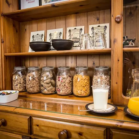 Bed & Breakfast Crown Farm *